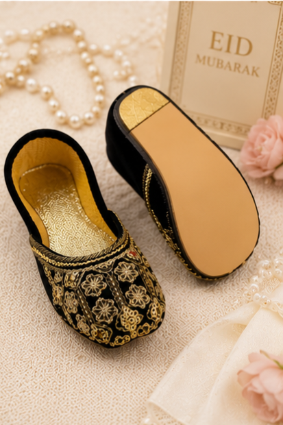 Kids Embroidered Khussa – Black/Gold