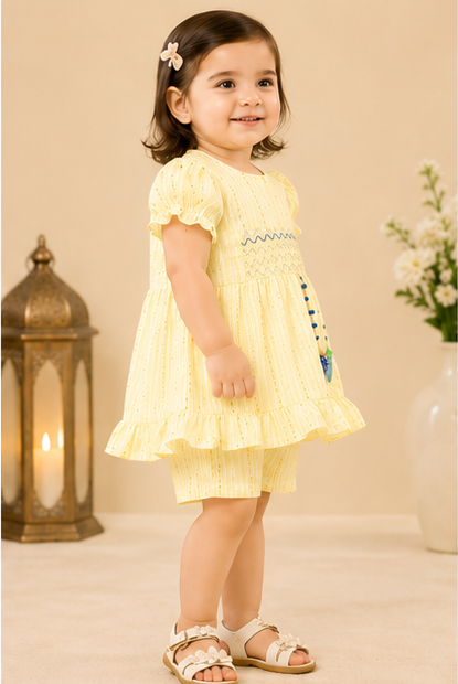 Baby Girls Puff Sleeve Frock & Shorts Set – Yellow Stripe