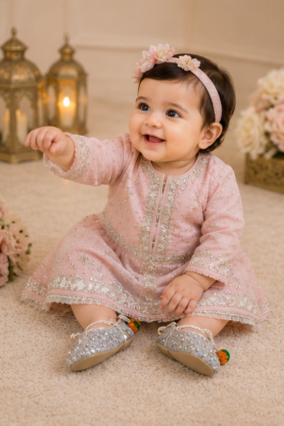 Kids Embellished Khussa ā Grey/Silver