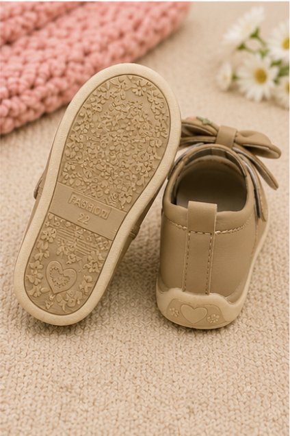 Girls’ Beige Bow Mary Jane Shoes