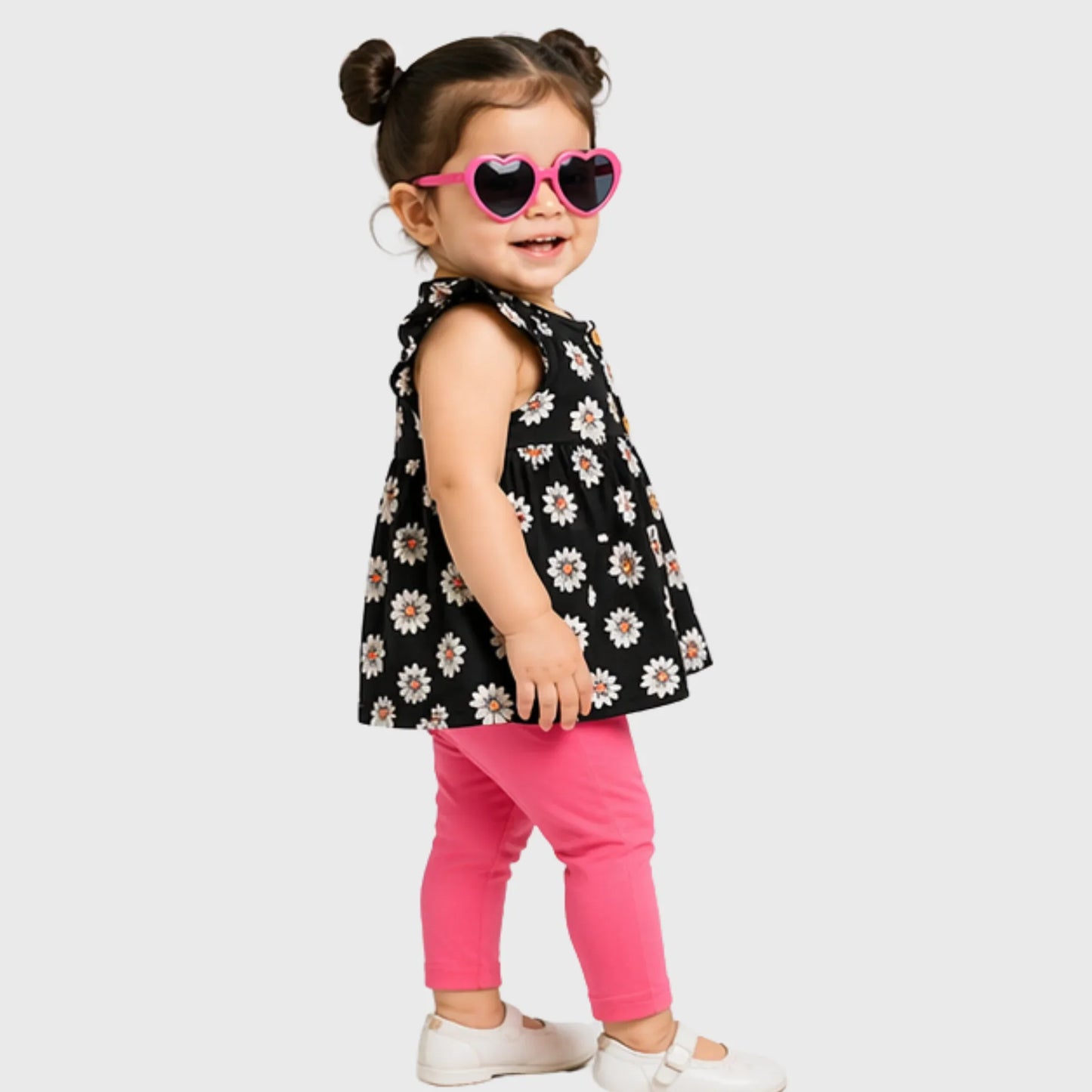 Mini Daisy Flutter-Sleeve Tunic, Leggings, and Heart Shades Set