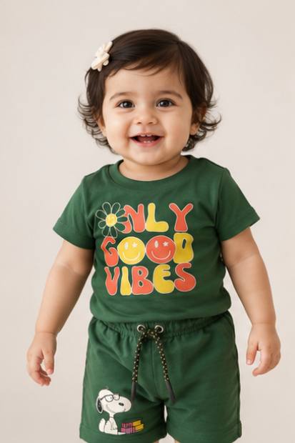 Unisex Graphic Shorts Set – Forest Green