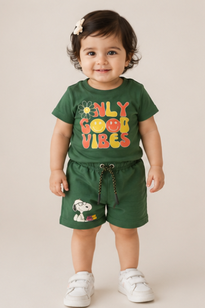 Unisex Graphic Shorts Set – Forest Green