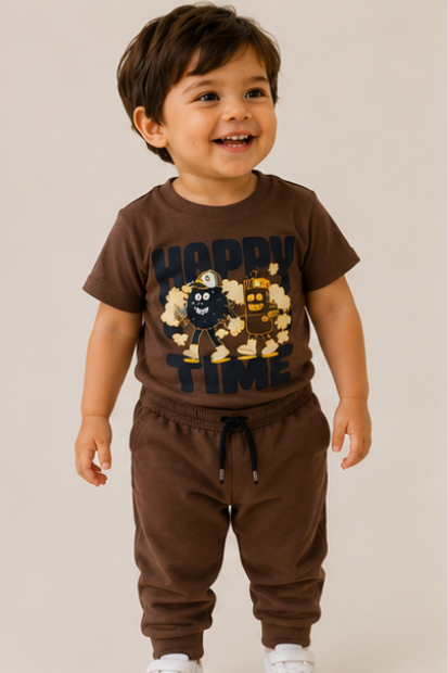 Boys Graphic T-Shirt & Jogger Set – Dark Brown