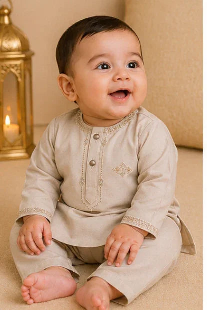 Baby Boys Embroidered Kurta & Shalwar Set – Skin/ Brown