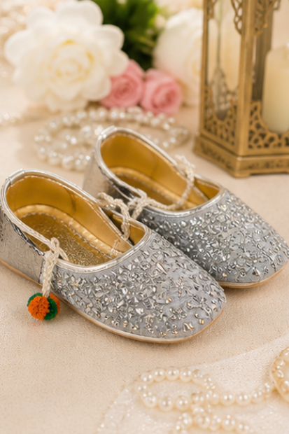 Kids Embellished Khussa – Grey/Silver