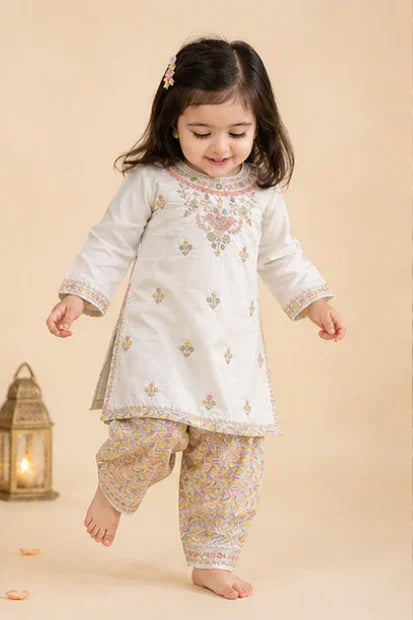 Girls Embroidered Kurta & Shalwar Set – Off White