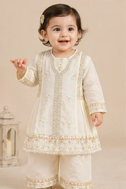Girls Embroidered Kurta & Set – Cream/Off White