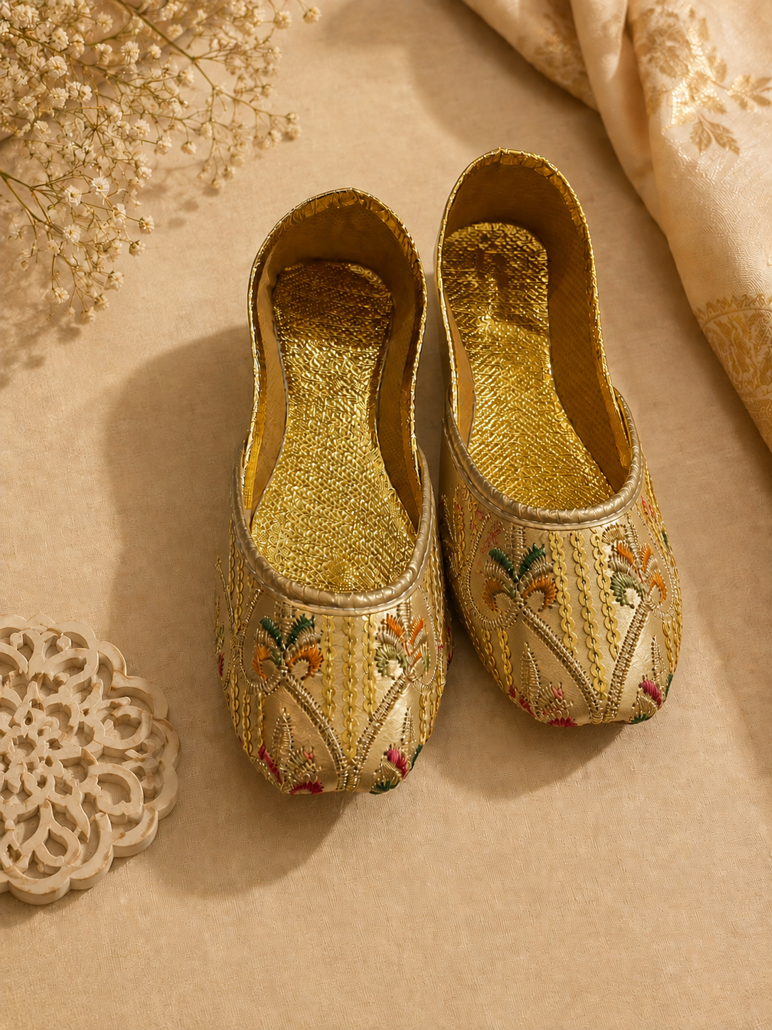 Ivory Gold Embroidered Khussa