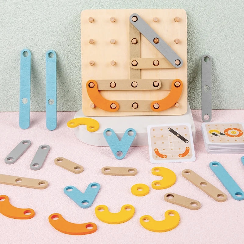 Creative Pegboard Building Set - STEM Construction Toy (3+)
