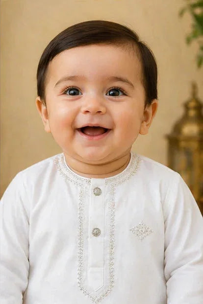 Baby Boys Embroidered Kurta & Shalwar Set – White