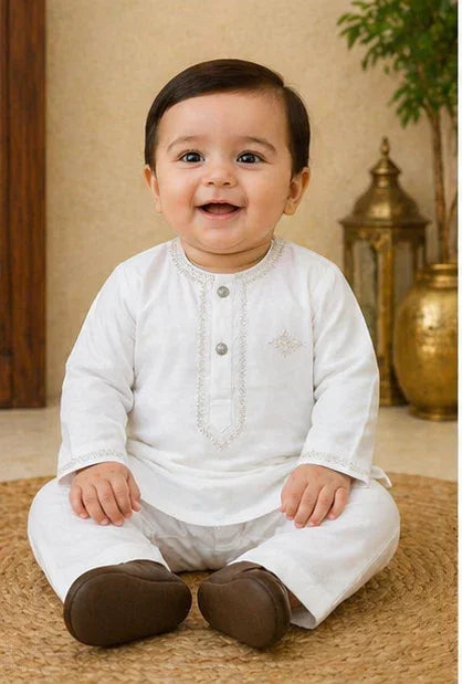 Baby Boys Embroidered Kurta & Shalwar Set – White